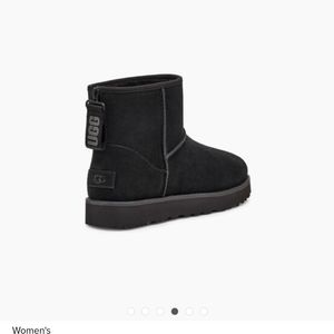 UGG CLASSIC MINI LOGO ZIP